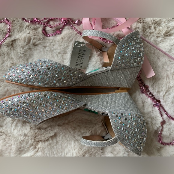✨Girls Sparkly Dress Shoes Badgley Mischka✨ - Picture 8 of 10